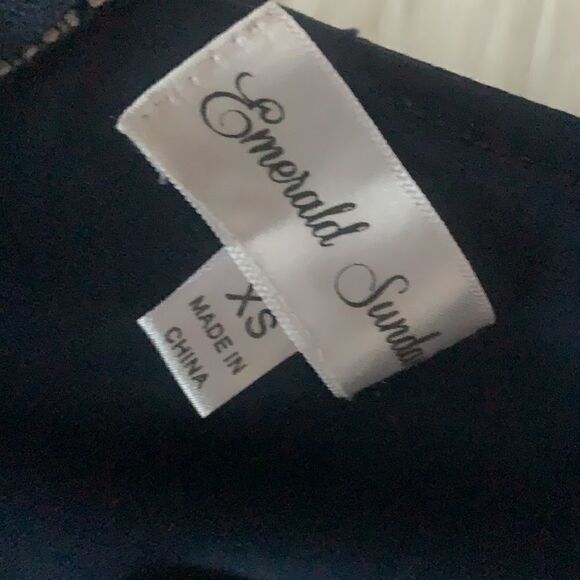 Emeral Sundae Floral cocktail dress. - Picture 5 of 8